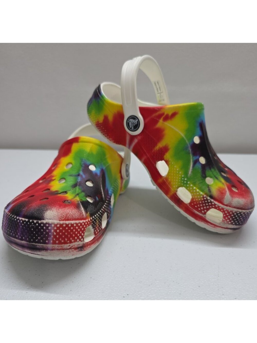 Crocs Classic Slip On Clogs Youth Unisex Comfort Tie Dye Size J2 Green Blue Red